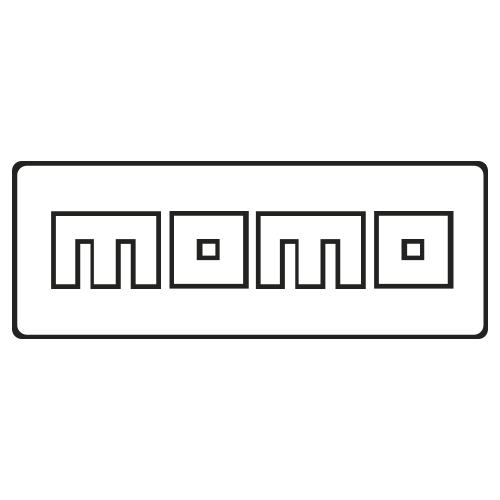 Sticker Momo